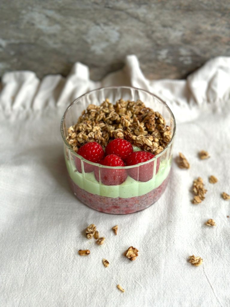 raspberry chia pudding